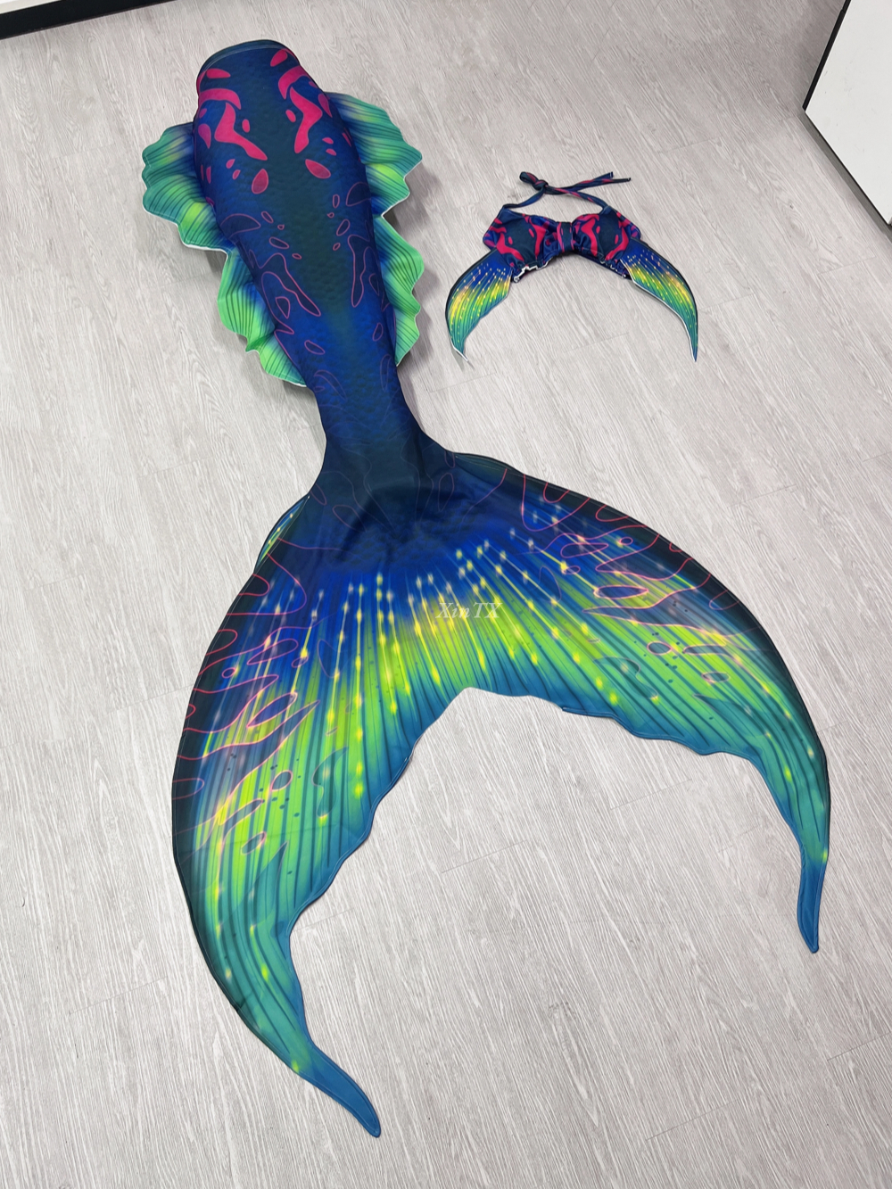 New Adult Mermaid Tail Fish Ta - Aquarium & Marine Science Center recension och pris